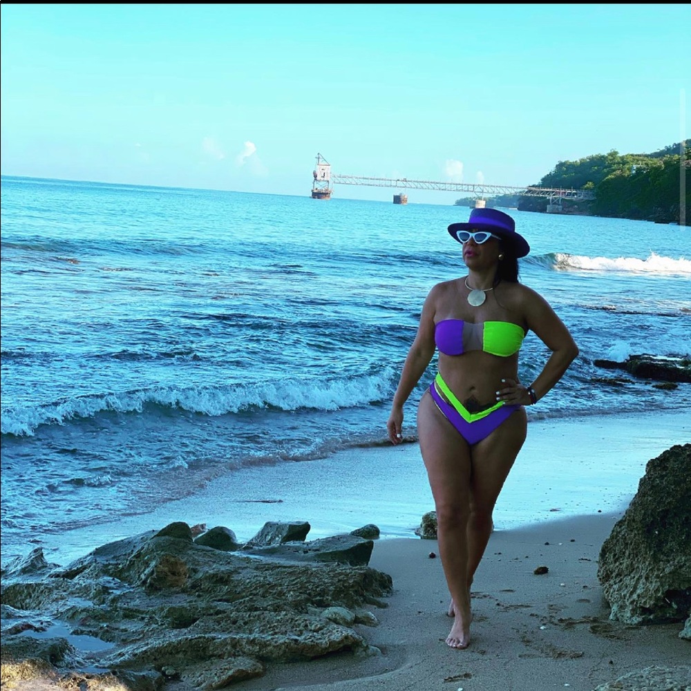 Stunning bikini !!!!!!! Used for photoshoot.